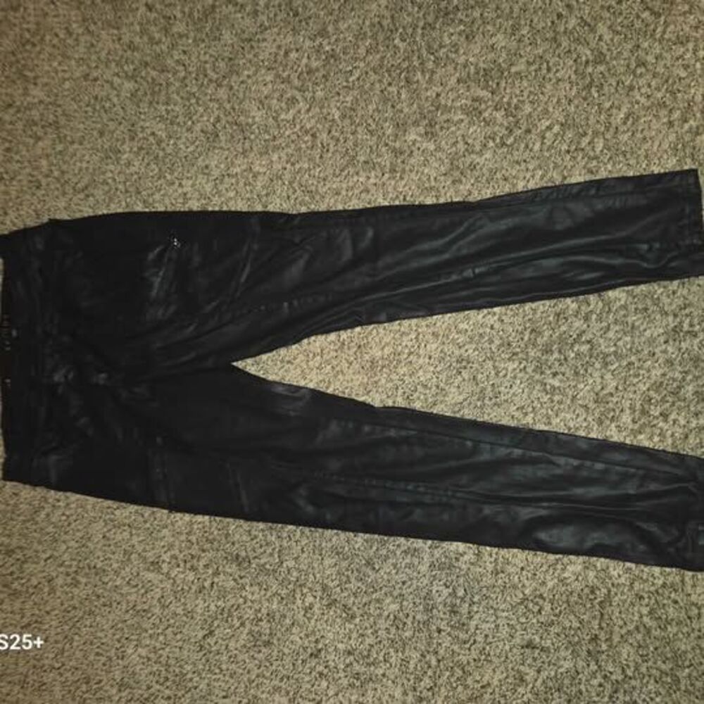 White House Black Market The Skinny Coated Jeans Size 8